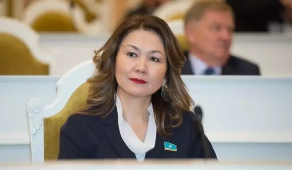 Мен әйелімнің досына кірдім Атасы мен немересі арасындағы жыныстық қатынасты қараңыз