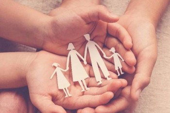 Фотография к новости: Суперпапы и супермамы: кто в Казахстане продвигает семейные ценности в TikTok