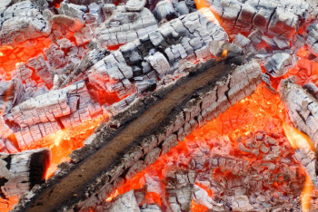 Тело человека нашли в сгоревшем доме в Павлодаре