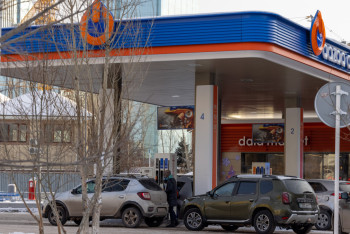 Фотография к новости: Предельная розничная цена на бензин и дизель для казахстанцев остается без изменений