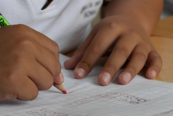 В каких регионах отменили занятия в школах и колледжах 16 февраля