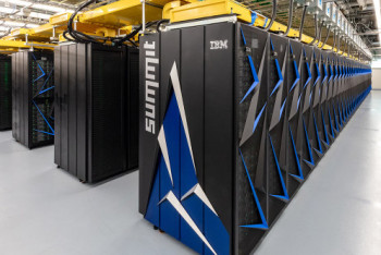 Фотография к новости: Как первый казахстанский суперкомпьютер поможет развитию ИИ в стране