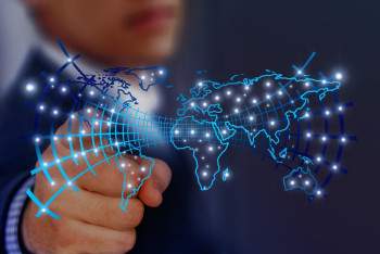 Фотография к новости: Microsoft, Google и Meta намерены предотвратить вмешательство ИИ в выборы