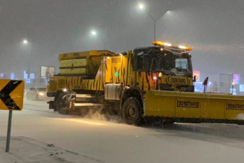 Снег в Алматы будут убирать всю ночь