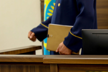 Стало известно о суициде бухгалтера  отдела образования на фоне проверки в Туркестанской области