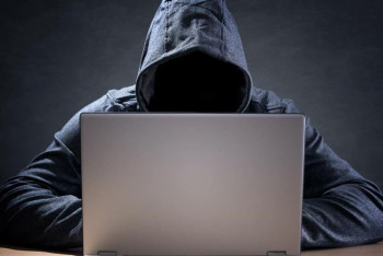 Мошенники собирают данные казахстанцев с помощью фейковой рекламы "Нацфонд — детям"