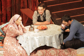 Фотография к новости: Спектакль "Гауһартас" побил театральный рекорд Казахстана