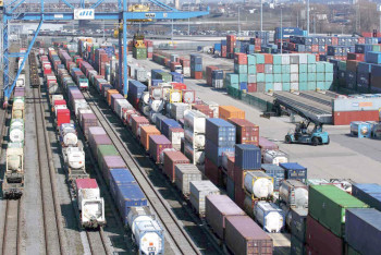 Китай стал крупнейшим экспортером для Казахстана