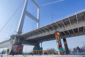 Фотография к новости: Трещит по швам: знаменитый японский мост в Семее начали проверять на дефекты