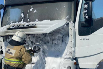 Водитель пострадал при возгорании грузовика в Шымкенте