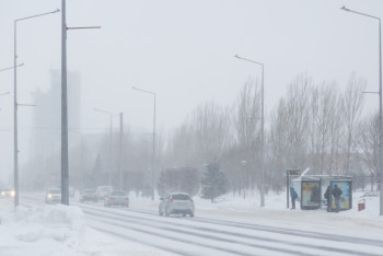 Фотография к новости: Дороги перекрыли в двух областях Казахстана из-за непогоды