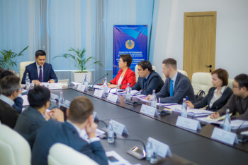 Фотография к новости: Олжас Тулеуов: Для Агентства важно разработать документ, отвечающий вызовам времени