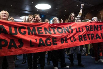 Швейцарцы назначили себе ежегодную 13-ю пенсию