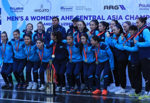 Фотография к новости: Казахстанки стали чемпионками Центральной Азии по хоккею на траве