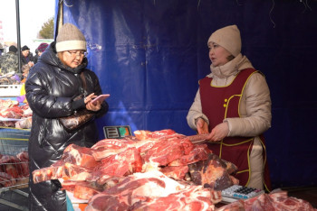 Фотография к новости: Останется только российское? На сельхозярмарках Костаная может пропасть дешёвое местное мясо