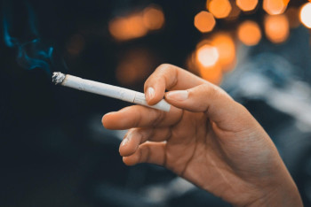 Казахстанцы стали меньше курить