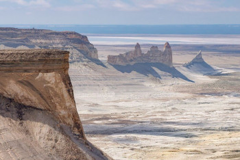 Урочище Босжыра в Мангистау ударило током туристов