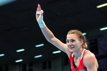 Отбор на Олимпиаду-2024: Валентина Хальзова победила чемпионку мира по боксу