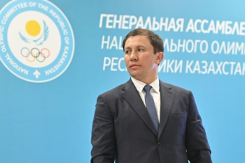 Фотография к новости: Головкин прибыл в Италию поддержать казахстанских боксёров в отборе на Олимпиаду-2024