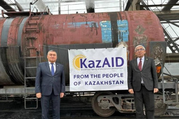 Фотография к новости: Казахстан направил 15 тысяч тонн мазута в виде гумпомощи в Таджикистан