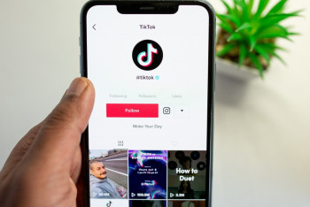 Фотография к новости: Конгресс поддержал законопроект о запрете TikTok в США