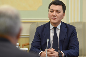 Фотография к новости: Ерлан Карин высказался об Атырауской речи президента