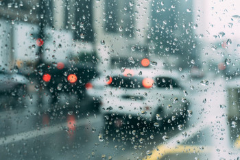 Штормовое предупреждение объявлено в девяти регионах Казахстана