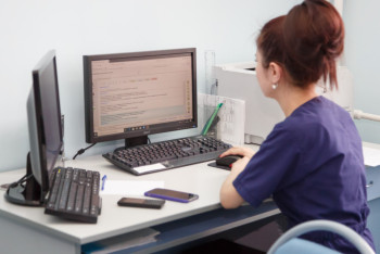 Фотография к новости: "Вместо учебы гуляют там" - Заитов о казахстанских врачах в Турции