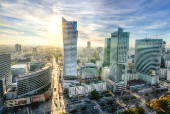 Фотография к новости: Казахстанцы могут претендовать на 11 грантов для обучения в Польше