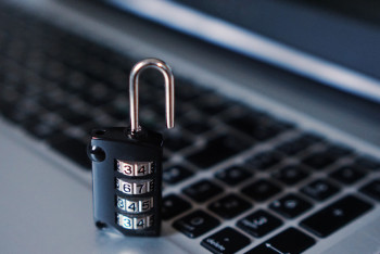 Фотография к новости: Хакер украл 63 млн тенге со счёта ТОО в Караганде