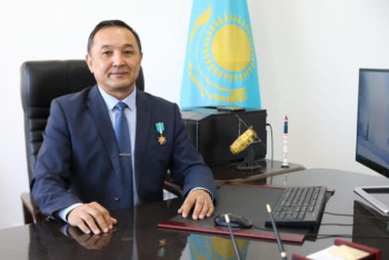 Казахстанский космонавт получил новую должность