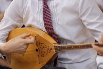 Фотография к новости: Казахские кюи в дни Наурыз мейрамы звучат в 26 странах мира