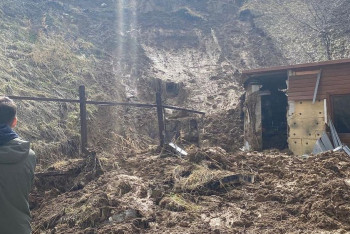 Фотография к новости: Оплывина сошла возле этно-кафе "Жайляу" в Алматы