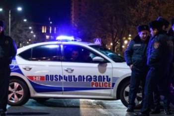 Неизвестные вооружённые люди ворвались в участок полиции в Ереване