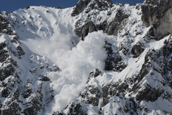 Шансы на спасение ничтожно малы: алматинцев предупредили об опасности лавин