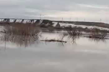 Размытые дороги и угроза подтопления: в штаб Актюбинской области поступило 1 440 заявок