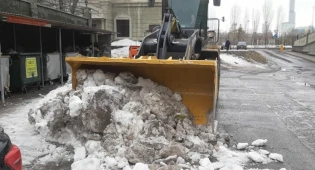 Столичные спасатели следят за уровнем воды на городских улицах