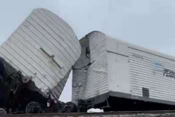 Вагоны грузового поезда сошли с рельс в Актюбинской области