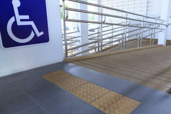 Фотография к новости: Насколько адаптированы объекты для людей с инвалидностью в Павлодарской области