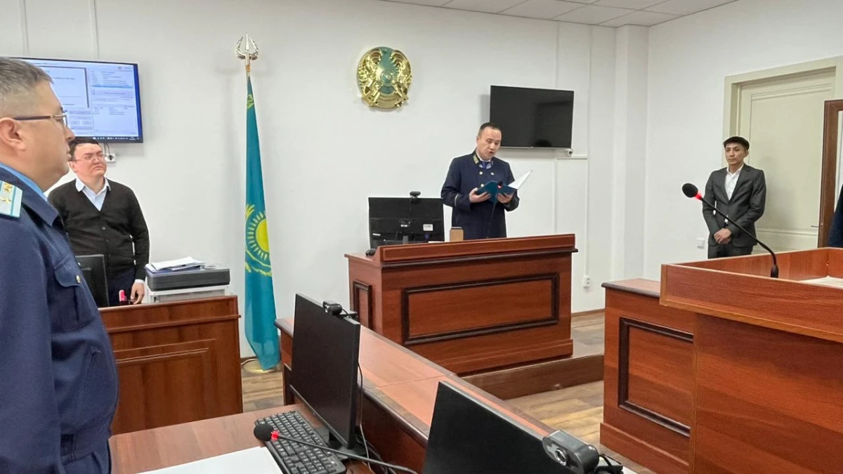 Артем Викторов.