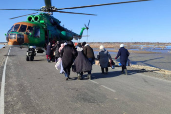 Фотография к новости: В 12 регионах Казахстана из-за паводков эвакуированы более 12 тысяч человек