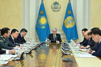 Фотография к новости: Спрос будет жесткий – Токаев раскритиковал работу правительства в период паводков