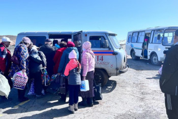 Фотография к новости: Жители подтопленных сёл Шетского района возвращаются в свои дома