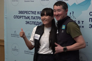 Казахстанка собралась покорить самую высокую точку планеты – пик Эверест