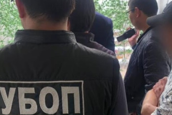 Жители Шымкента выращивали коноплю в съемной квартире