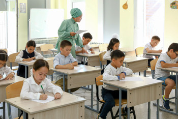 В Казахстане изменились правила перевода детей в другую школу