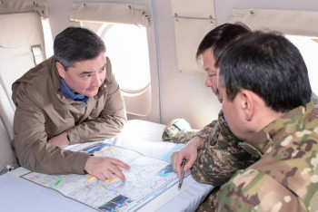 Премьер-министр поручил ускорить эвакуацию жителей села в Актюбинской области