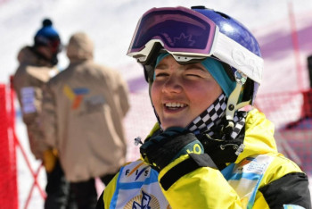 Казахстан взял вторую медаль на юниорском чемпионате мира по фристайлу-могул в Италии