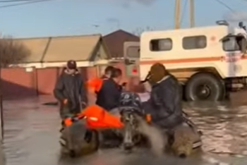 Число эвакуированных жителей Жылыойского района Атырауской области выросло до 28 тысяч