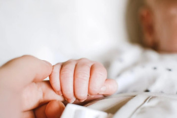 100 детей родилось в Казахстане с начала паводков